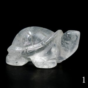 crystal quartz turtle totem animal carving right1 700x700