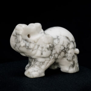 elephant howlite spirit totem gemstone animal carving left 1000x1000
