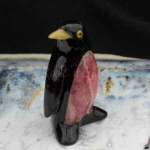 penguin rhodochrosite black onyx spirit animal totem carving healing crystal front 1000x1000